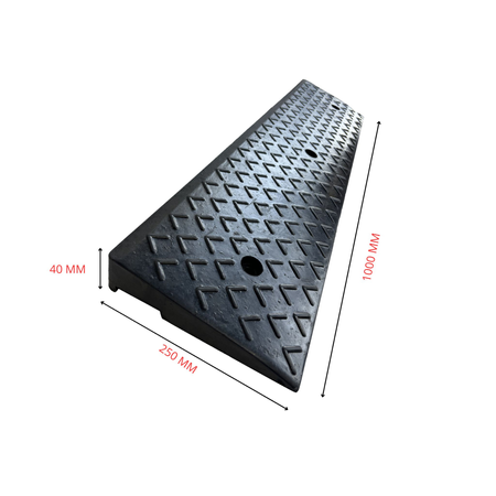 Najazd klinowy gumowy, 1000 mm x 250 mm x 40 mm