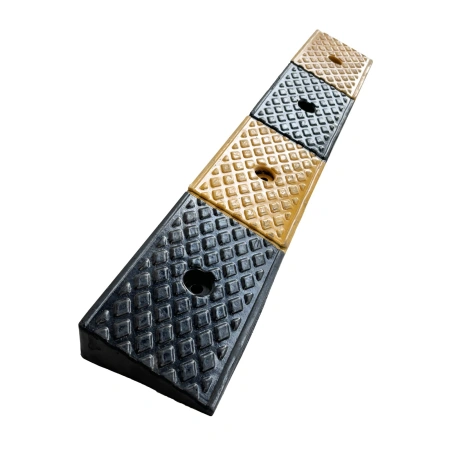 Rampa krawężnikowa gumowa 1000 × 150 × 40 mm – Trafiki