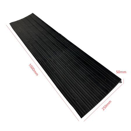 Nakładka gumowa na schody 1000x250x50 mm – Trafiki