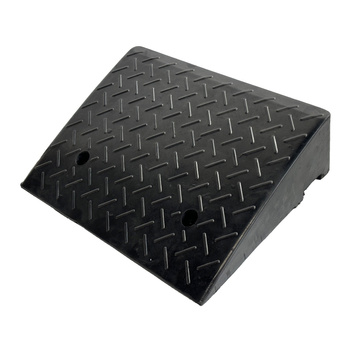 Najazd klinowy gumowy 500x380x140 mm – Trafiki