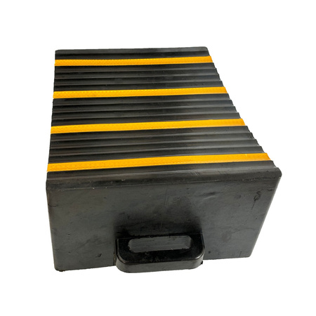 Klin gumowy 300x400x600 mm – Trafiki