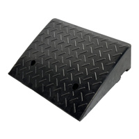 Najazd klinowy gumowy 500x380x140 mm – Trafiki