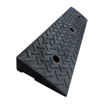 Najazd gumowy typu klin - 1000 mm x 250 mm x 80 mm - Trafiki