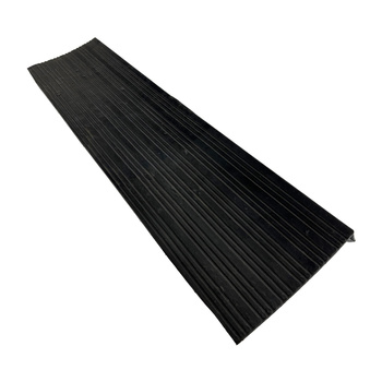 Nakładka gumowa na schody 1000x250x50 mm – Trafiki